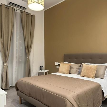 B&B Carme Наполи Екстериор снимка