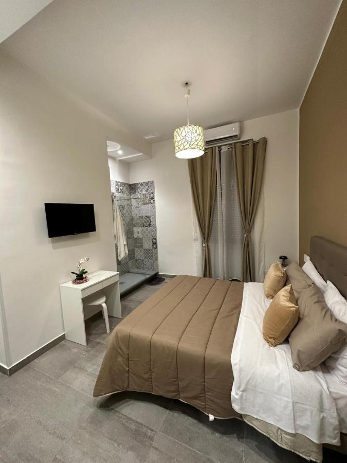 B&B Carme Наполи Екстериор снимка