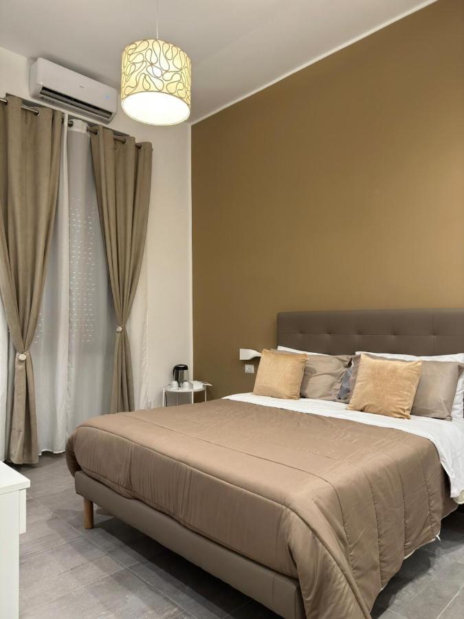 B&B Carme Наполи Екстериор снимка
