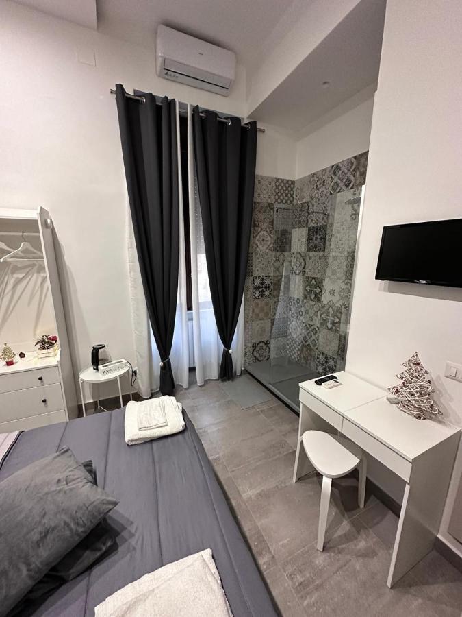 B&B Carme Наполи Екстериор снимка
